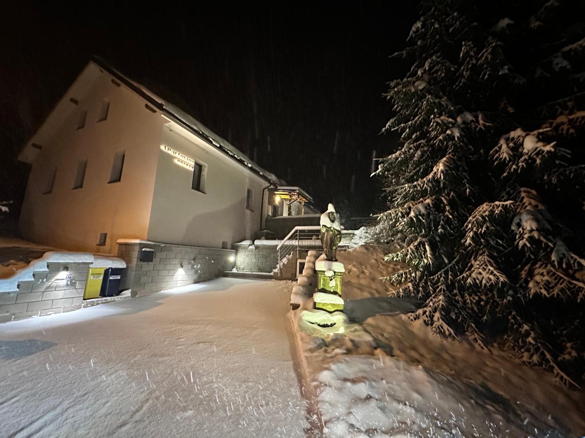 Apartmany Krenov Bernsdorf Exterior foto